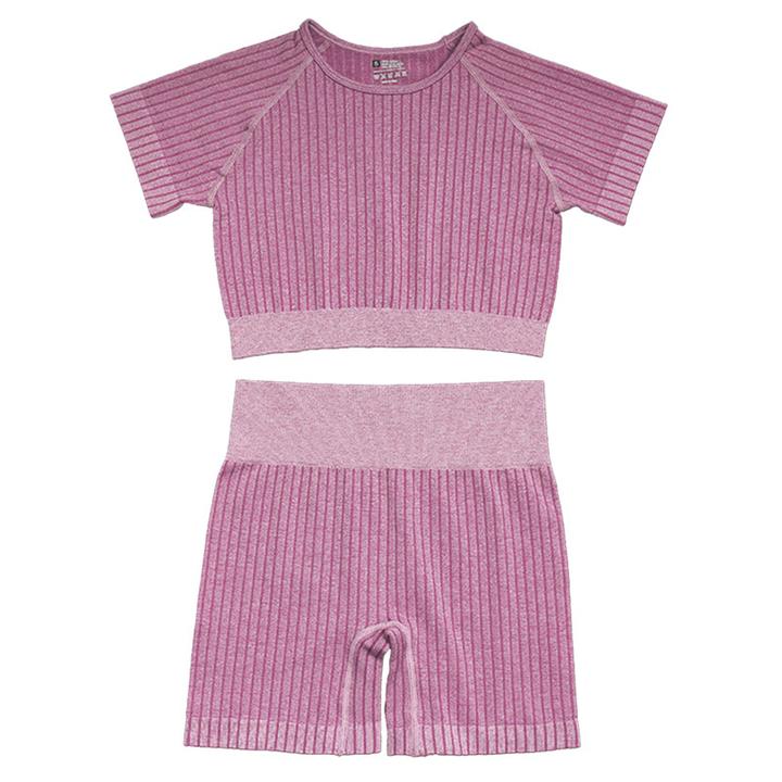 ست کراپ تاپ آستین کوتاه و شلوارک ورزشی زنانه مدل سیملس لیدی اسپرت راه راه رنگ بنفش